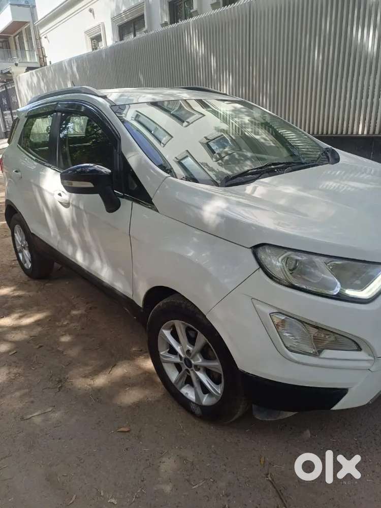 Titanium Diesel Top Model Fully Insured New Tyres Two Original Keys