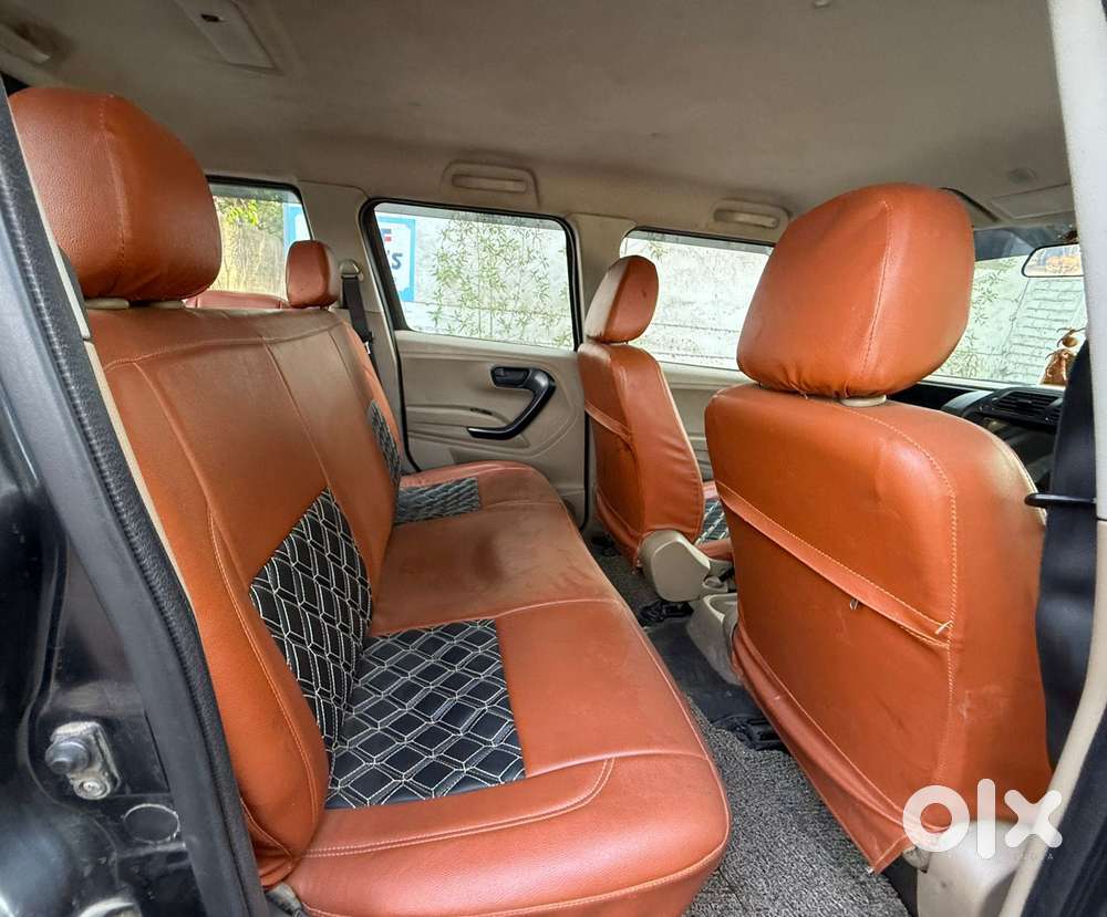 Mahindra Tuv 300 T6, 2017, Diesel