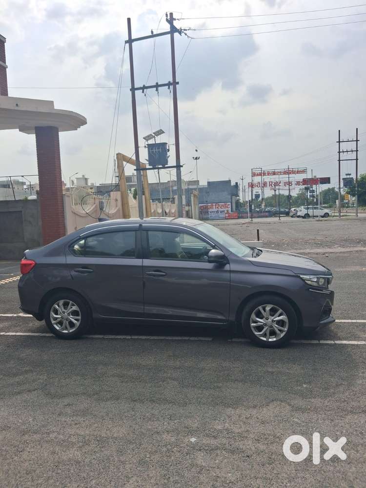 Honda Amaze 2nd Gen Vx, 2018, Petrol