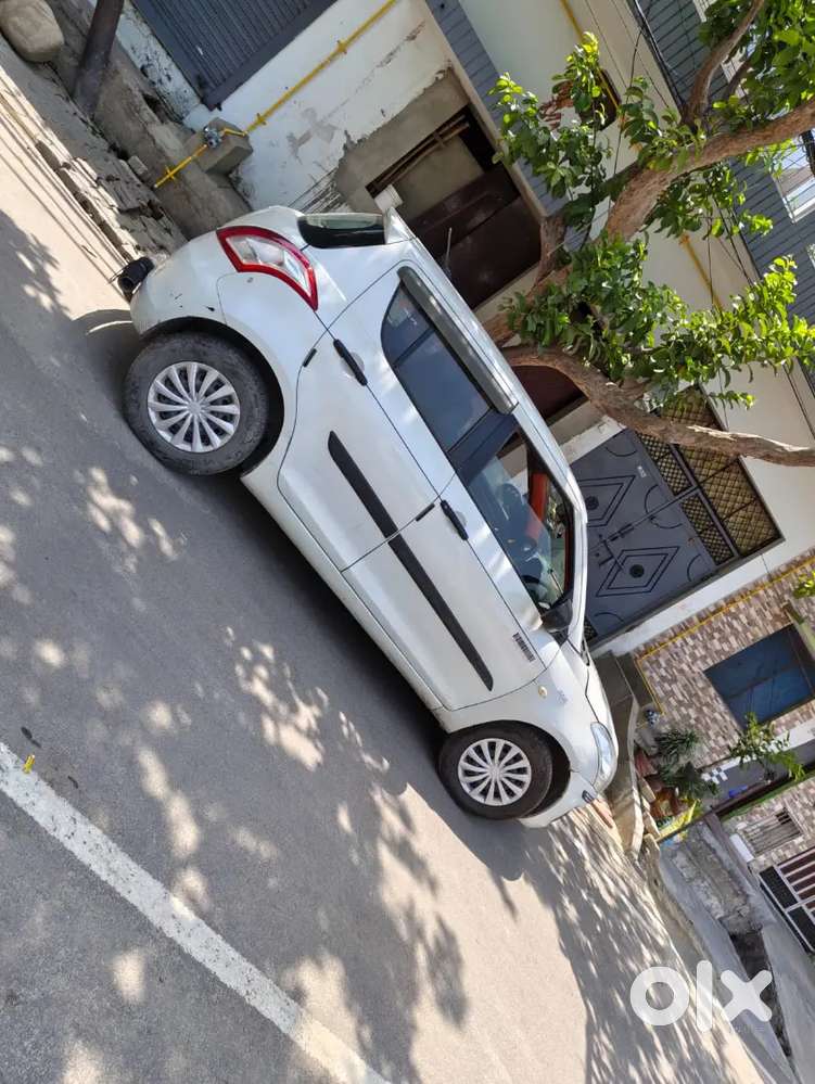 Maruti Suzuki Swift 2016 Diesel 120000 Km Driven