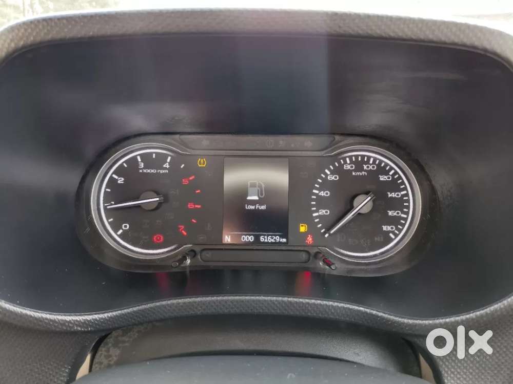 Mahindra Bolero Neo 1.5 N8, 2023, Diesel