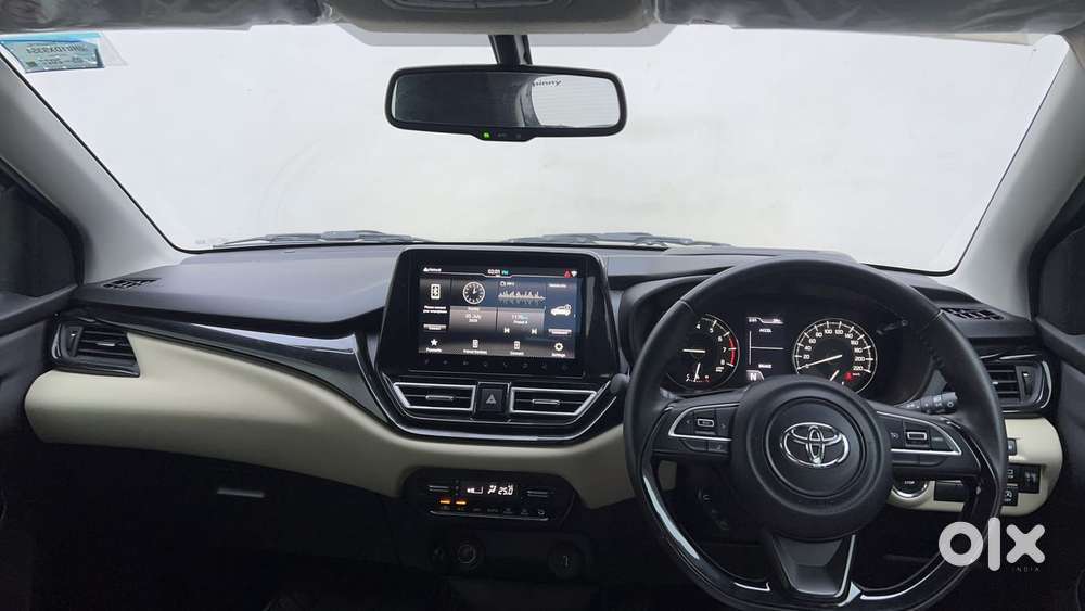 Toyota Glanza 1.2 V Amt, 2022, Petrol