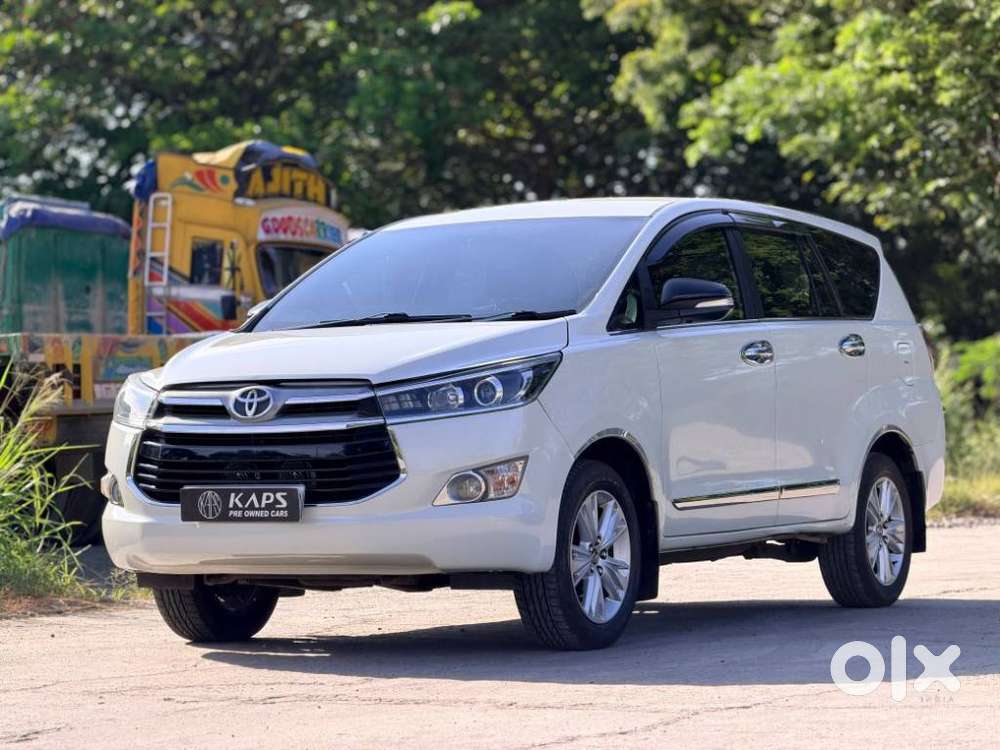Toyota Innova Crysta 2.8z Automatic, 2016, Diesel