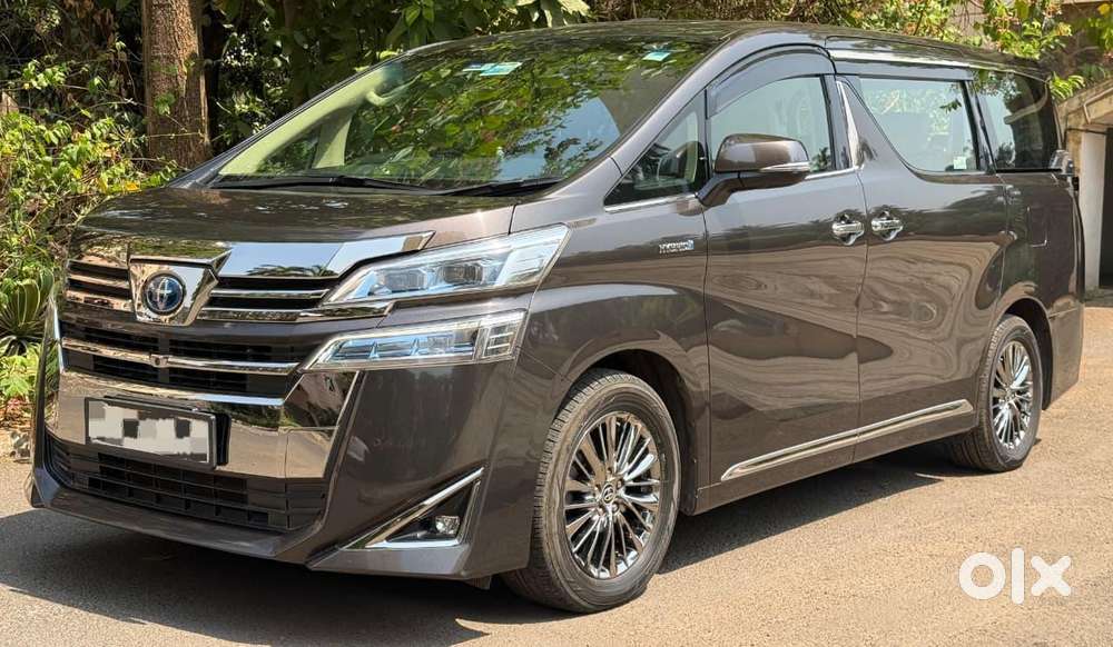 Toyota Vellfire Vip &ndash; Executive Lounge, 2021, Petrol
