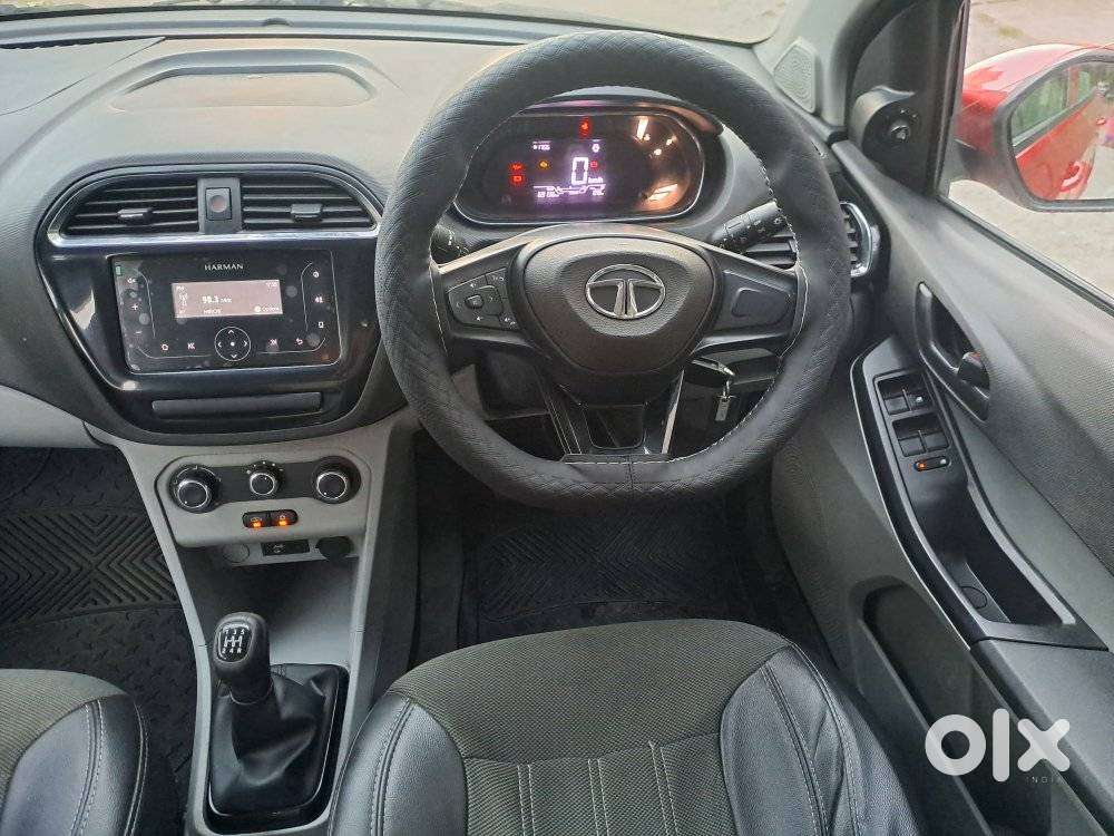 Tata Tiago, 2021, Petrol