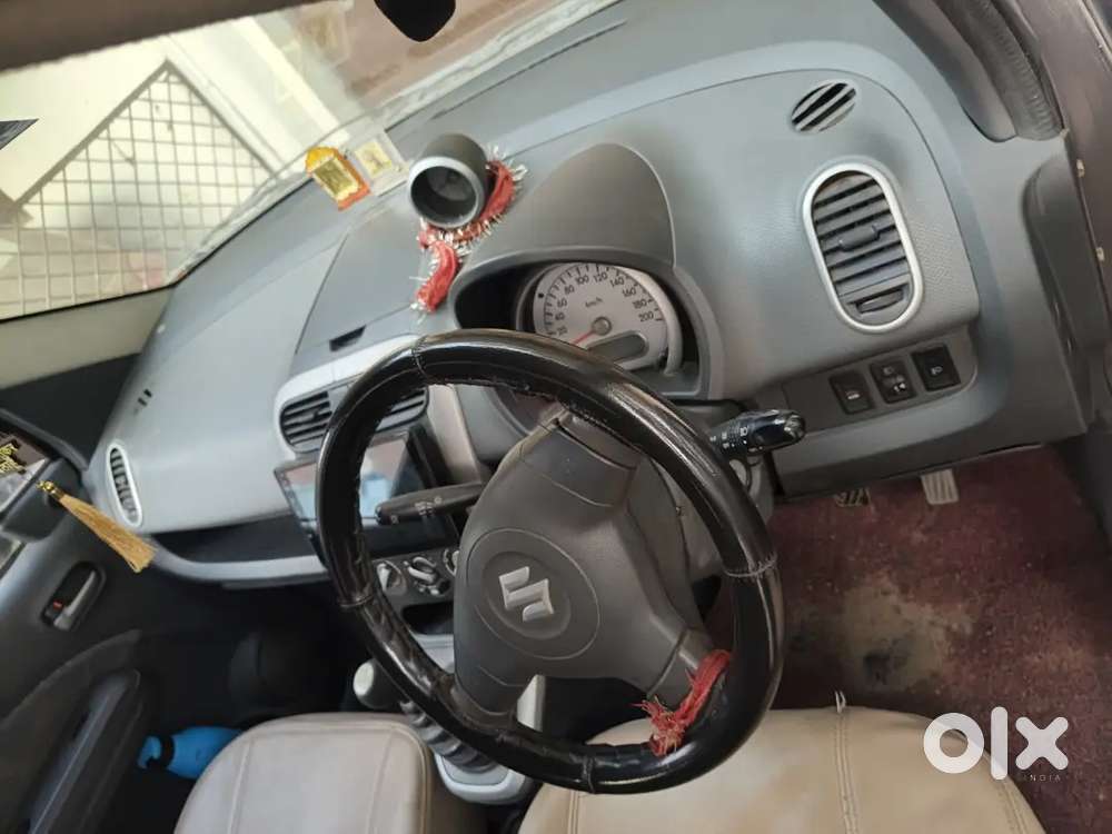 Onwer -1 
Model - 2013
Running -46000 
Fuel - Patrol
