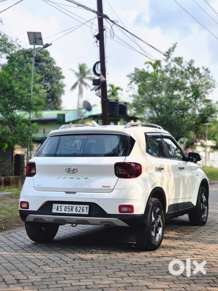 Hyundai Venue Sx Plus Turbo Dct, 2022, Petrol