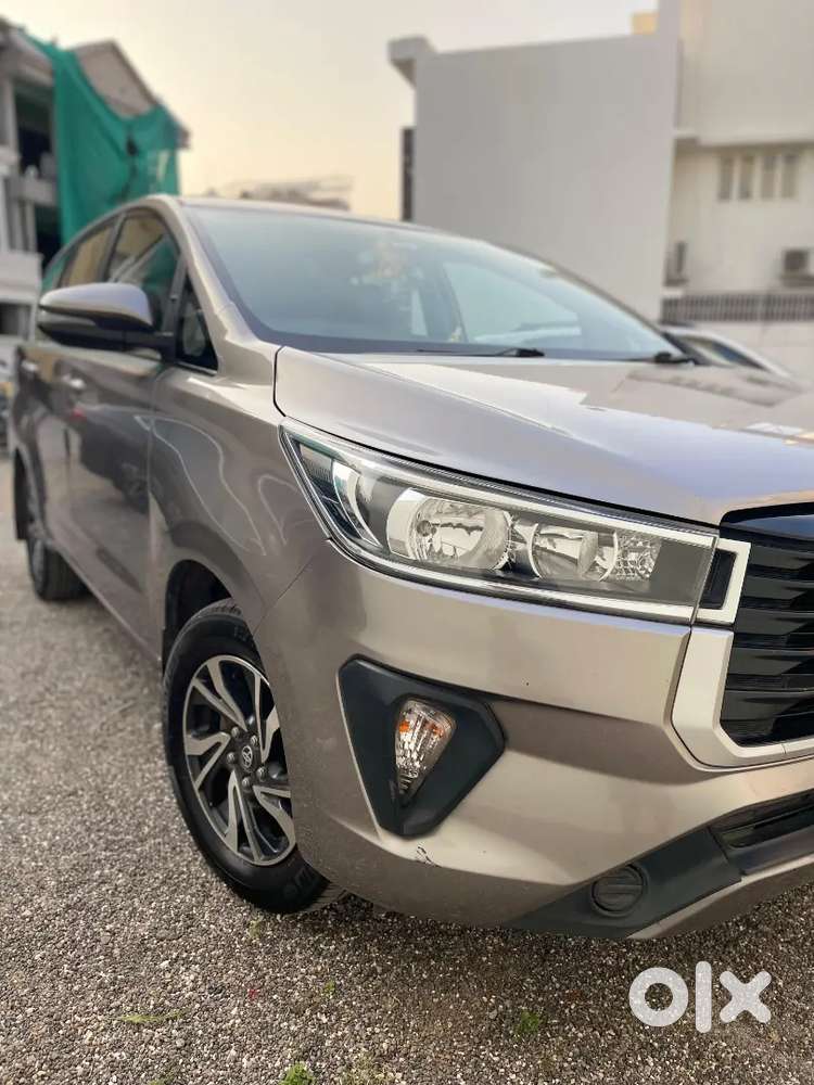 Toyota Innova Crysta