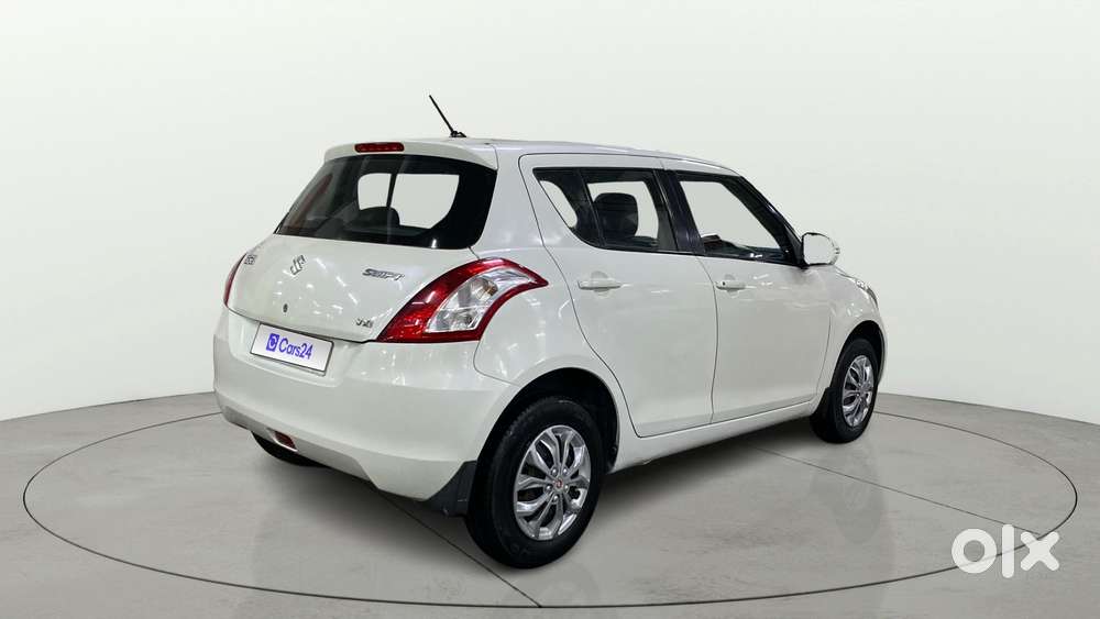 Maruti Suzuki Swift Vxi, 2015, Petrol
