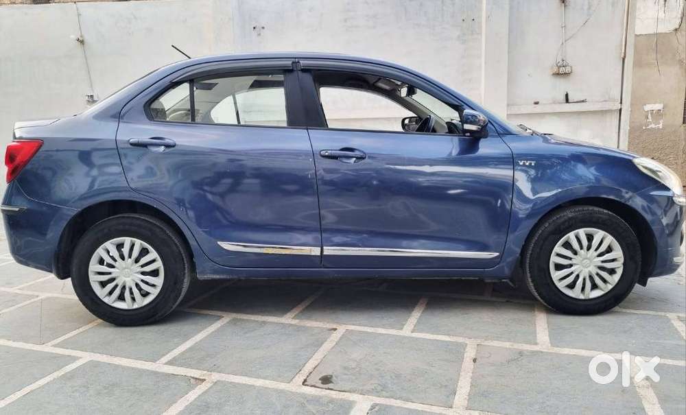 Maruti Suzuki Dzire 1.2 Vxi Amt, 2018, Petrol