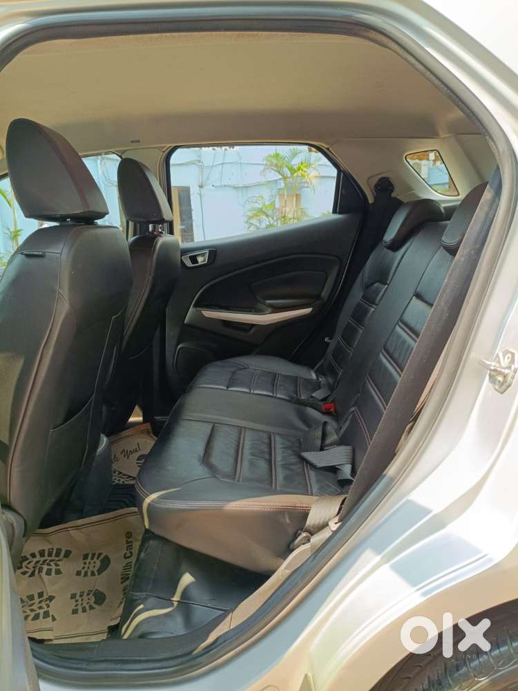 Ford Escort, 2016, Petrol