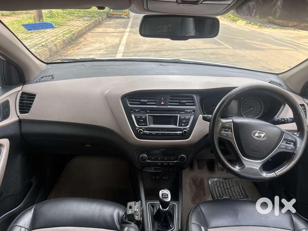 Hyundai Elite I20 Sportz (o) 1.2, 2014, Petrol