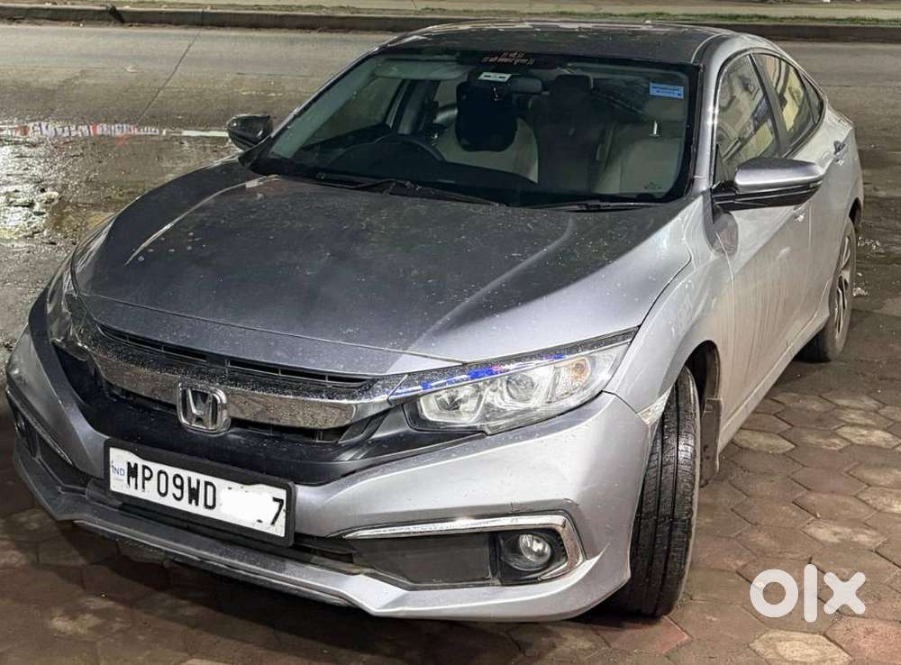 Honda Civic 1.8 V At Sunroof, 2019, Petrol
