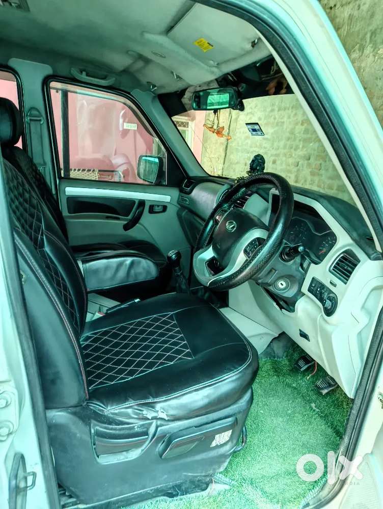 Mahindra Scorpio 2015 Diesel 105000 Km Driven Full Original Captonshit