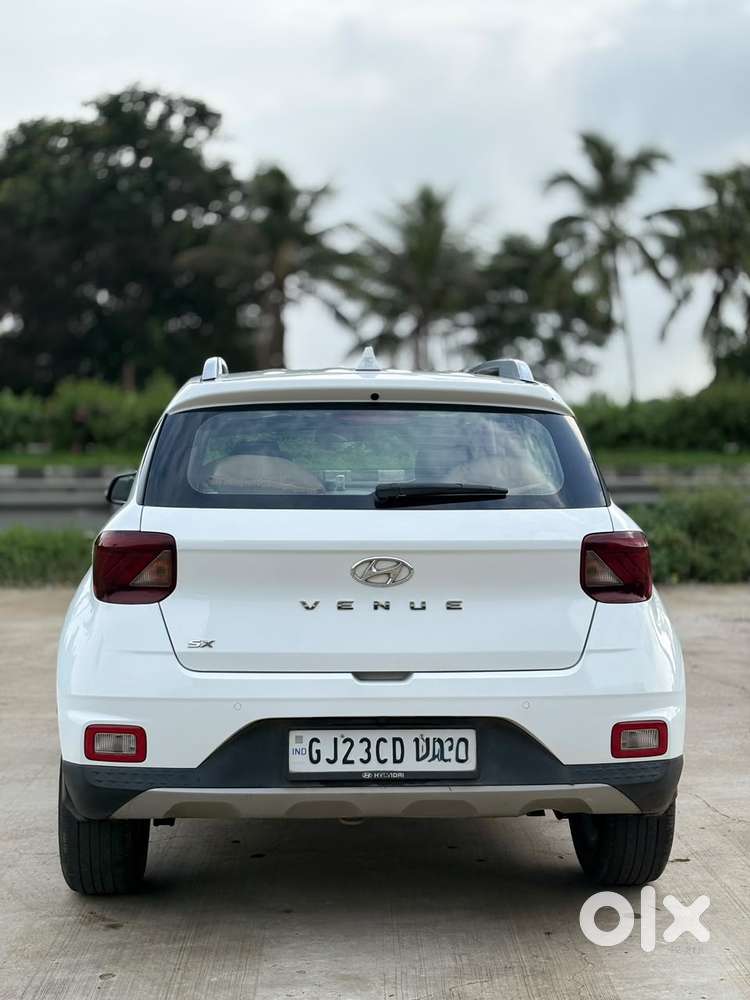 Hyundai Venue 1.5 Crdi Sx (o), 2021, Diesel