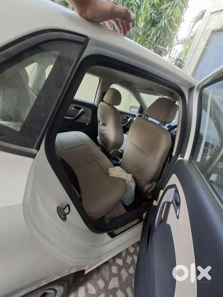 Volkswagen Polo Ipl Petrol 2012