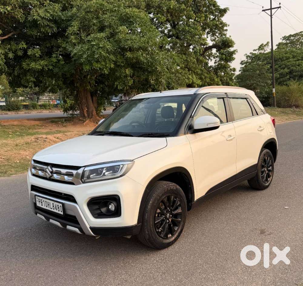 Maruti Suzuki Brezza 1.5 Zxi Smart Hybrid, 2020, Petrol