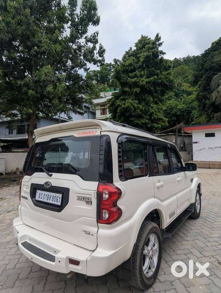 Mahindra Scorpio Intelli Hybrid S10, 2015, Diesel
