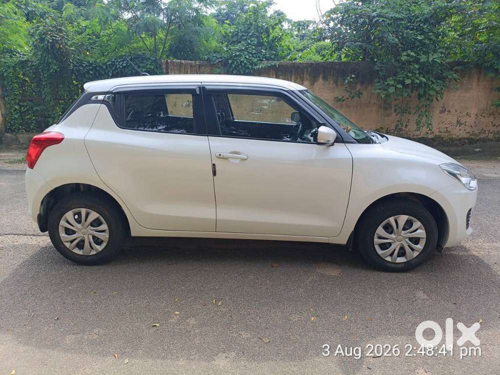 Maruti Suzuki Swift Vxi 1.2 Abs Bs-iv, 2023, Petrol