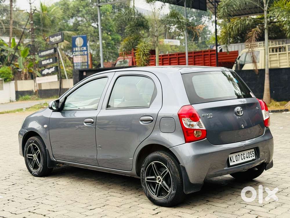 Toyota Etios Liva 1.2 G, 2016, Petrol
