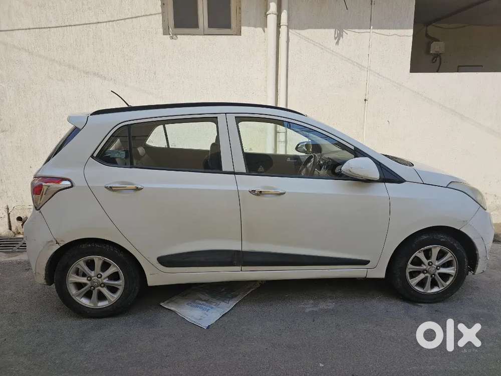 Grand I10 2015 Top Model