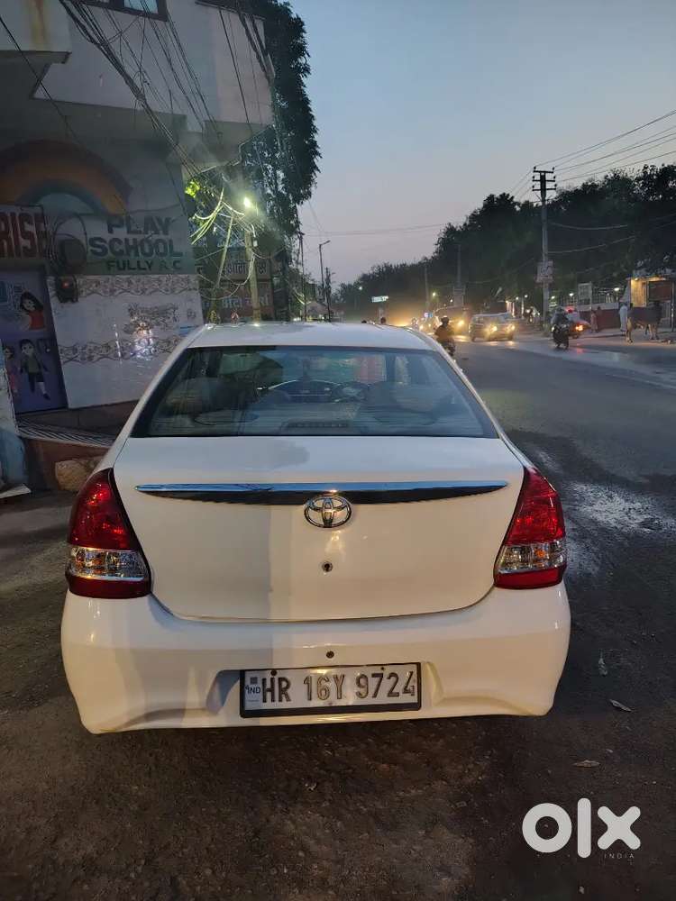 Toyota Etios 2016 Cng & Hybrids 80000 Km Driven