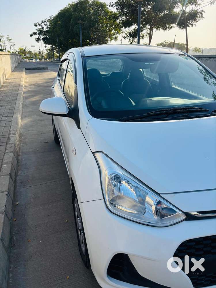 Hyundai Grand I10 1.2 Sportz At, 2018, Cng & Hybrids