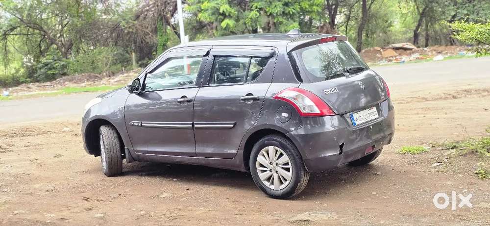 Maruti Suzuki Swift 2015 Petrol 80000 Km Driven