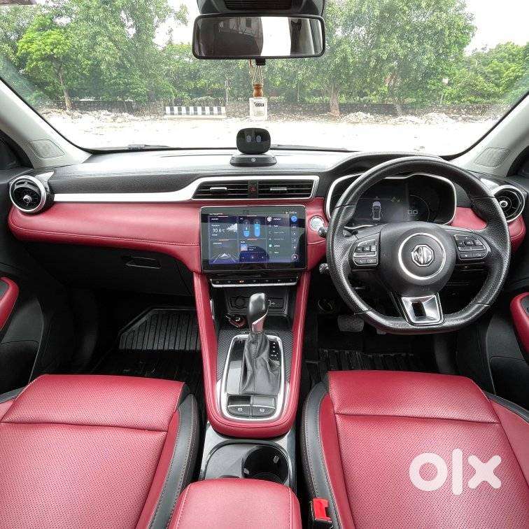 Mg Astor 1.5 Savvy Cvt S Red, 2023, Petrol