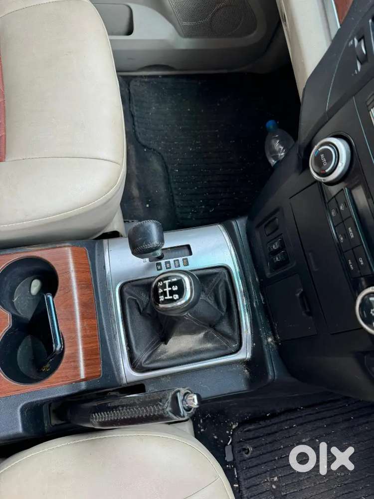 Mitsubishi Montero 7 Seater Suv