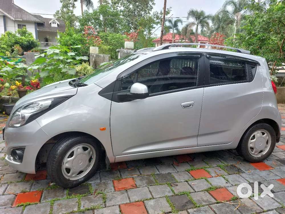 Chevrolet Beat Petrol 2015