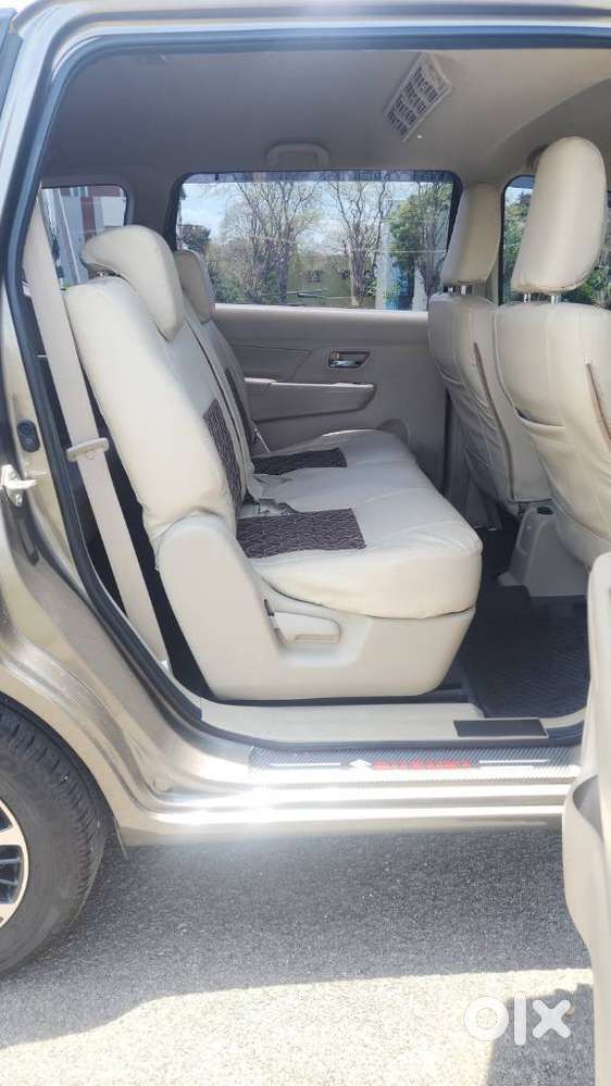 Maruti Suzuki Ertiga Vxi Shvs, 2025, Petrol