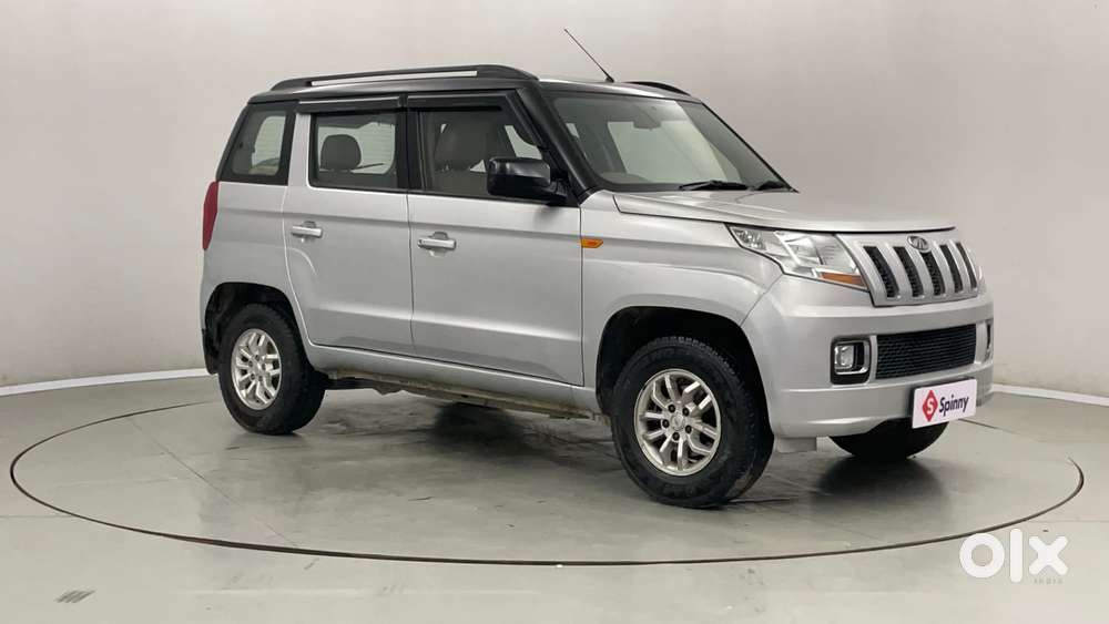 Mahindra Tuv 300 Mhawk100 T8 Dual Tone, 2017, Diesel