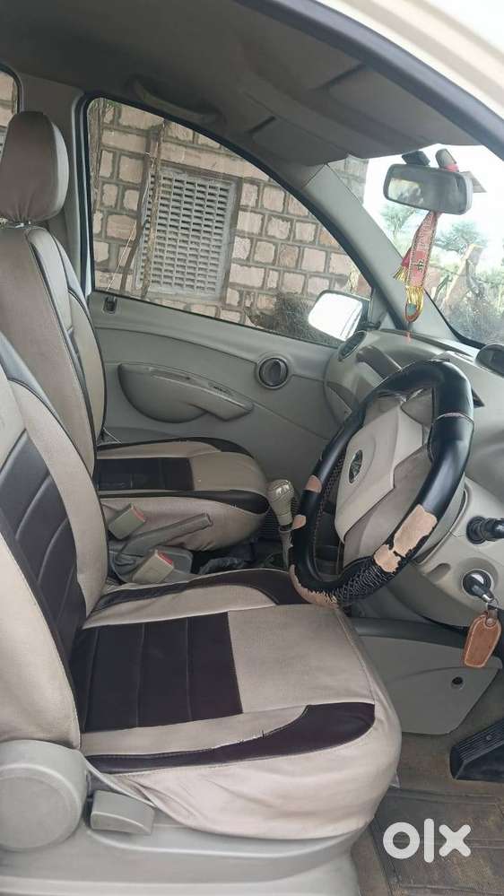 Mahindra Quanto 2012