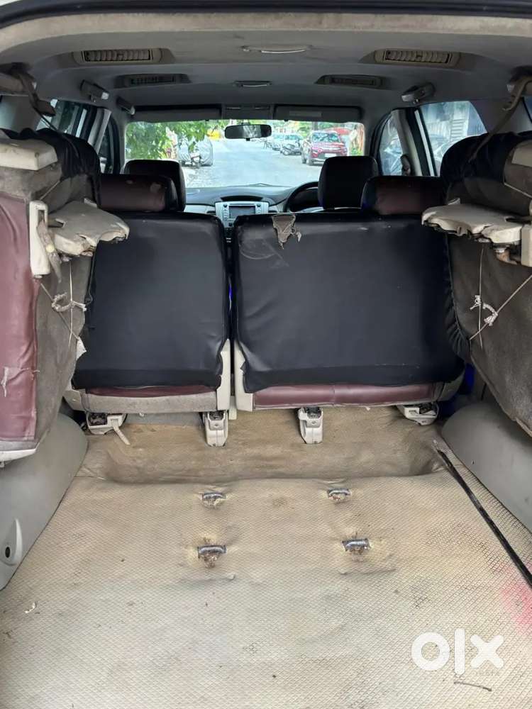 Toyota Innova 2012 Diesel Well Maintained