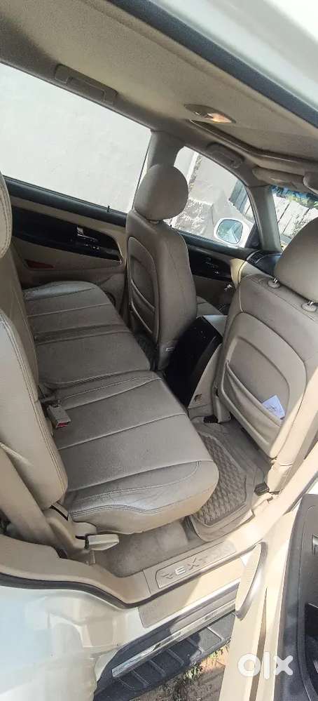 Mahindra Rexton 2015 Diesel 64000 Km Driven