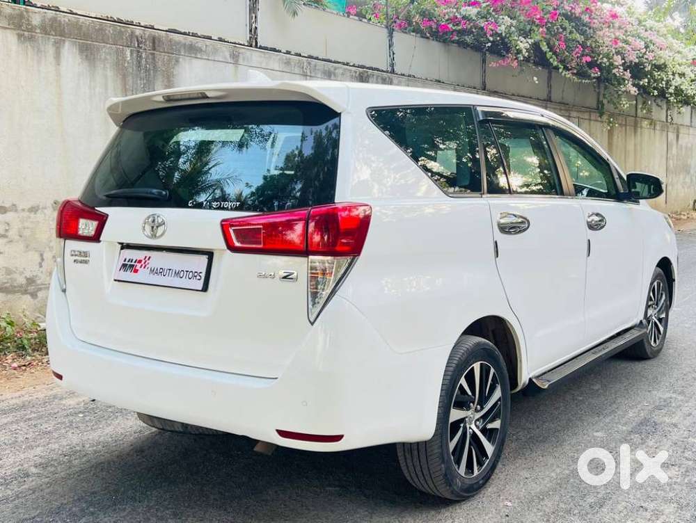 Toyota Innova Crysta [2020-ongoing] 2.4 Zx 7 Str, 2022, Diesel