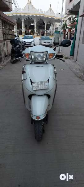 Activa 2014 Buy Sell Second Hand Scooty in India Used Scooters in India OLX