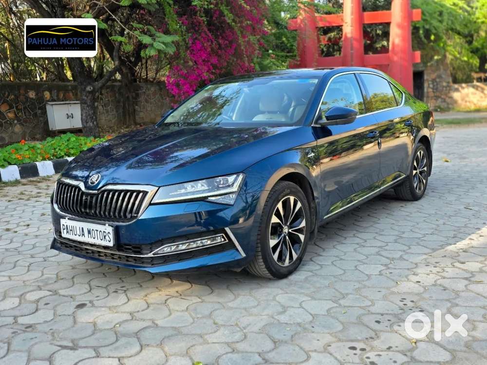 Skoda Superb 2.0 L&k Tsi At, 2022, Petrol