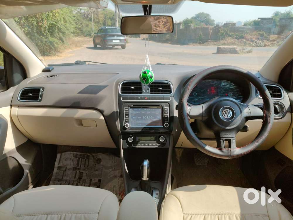 Volkswagen Vento, 2011, Petrol