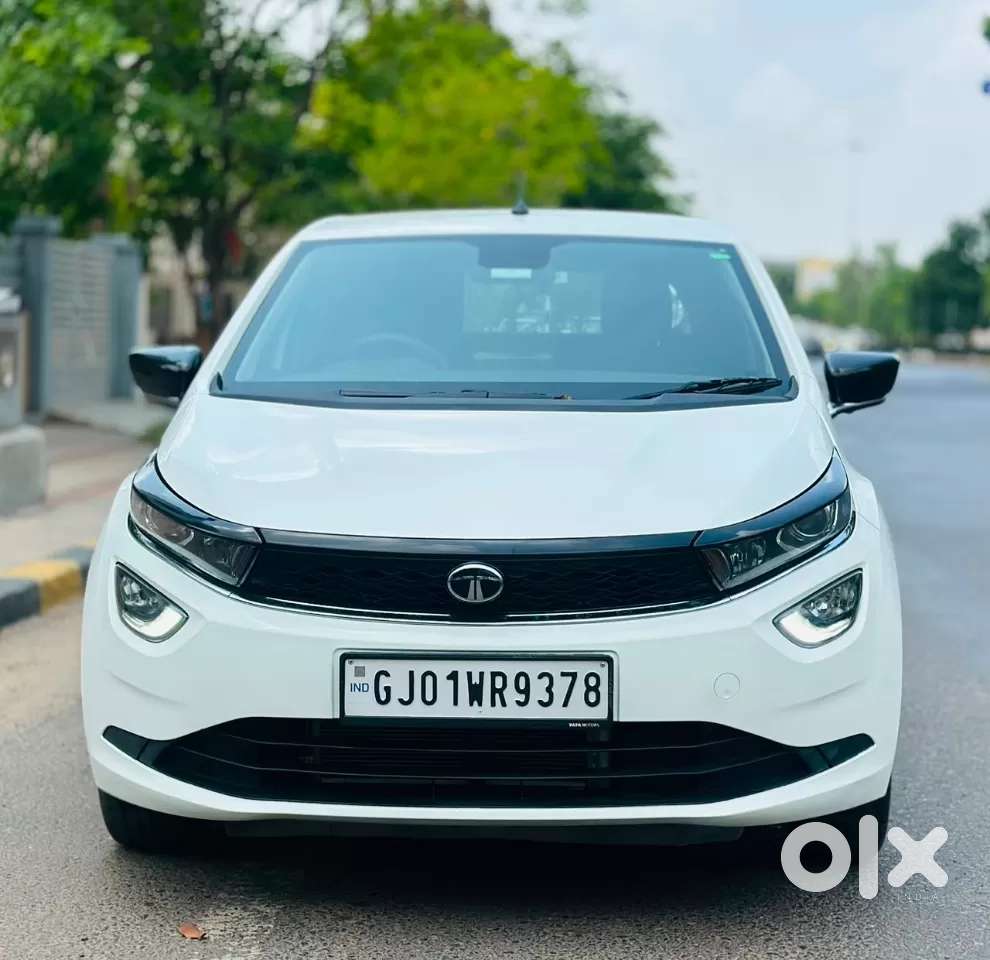 Tata Altroz Xza Plus (o) (s), 2024, Petrol