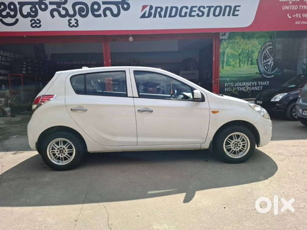Hyundai I20 2010-2012 1.2 Sportz Option, 2011, Petrol