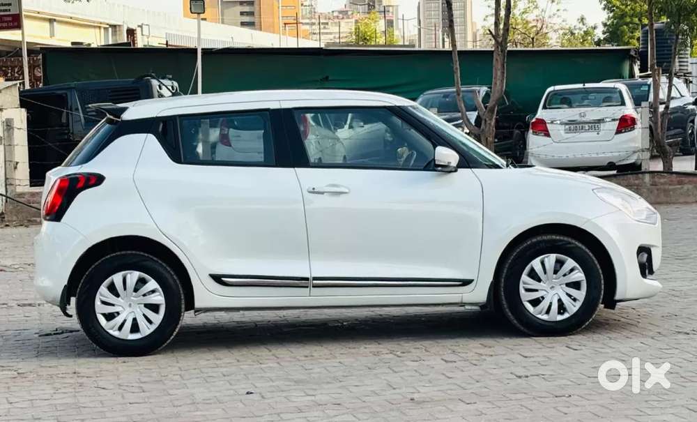 Maruti Suzuki Swift, 2023, Petrol