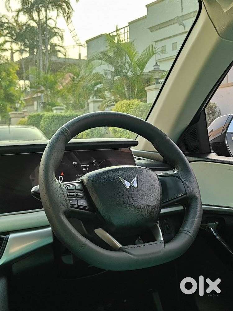 Mahindra Xuv700 2.2 Ax 5 Diesel Mt 7 Str, 2022, Diesel