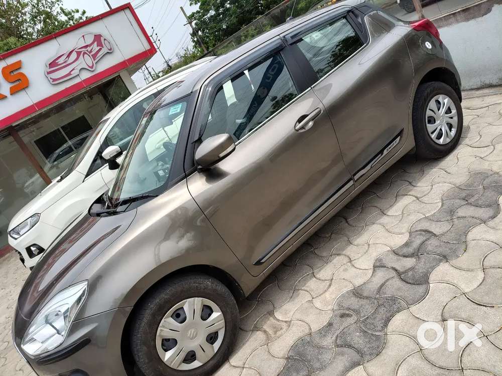 Maruti Suzuki Swift 2022 Petrol 48000 Km Driven