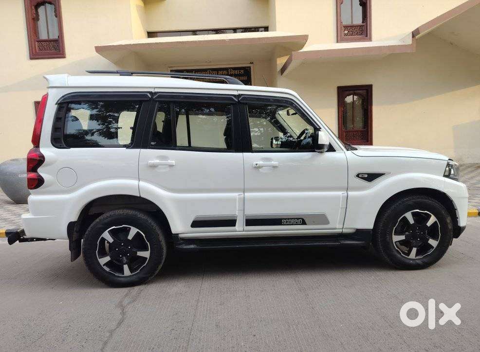 Mahindra Scorpio Classic 2.2 S 11 Mt 7 Str, 2024, Diesel