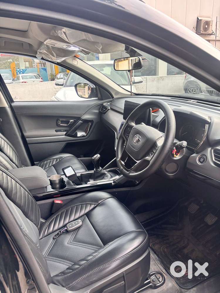Tata Safari 2.0 Xz Plus Dark Edition, 2023, Diesel