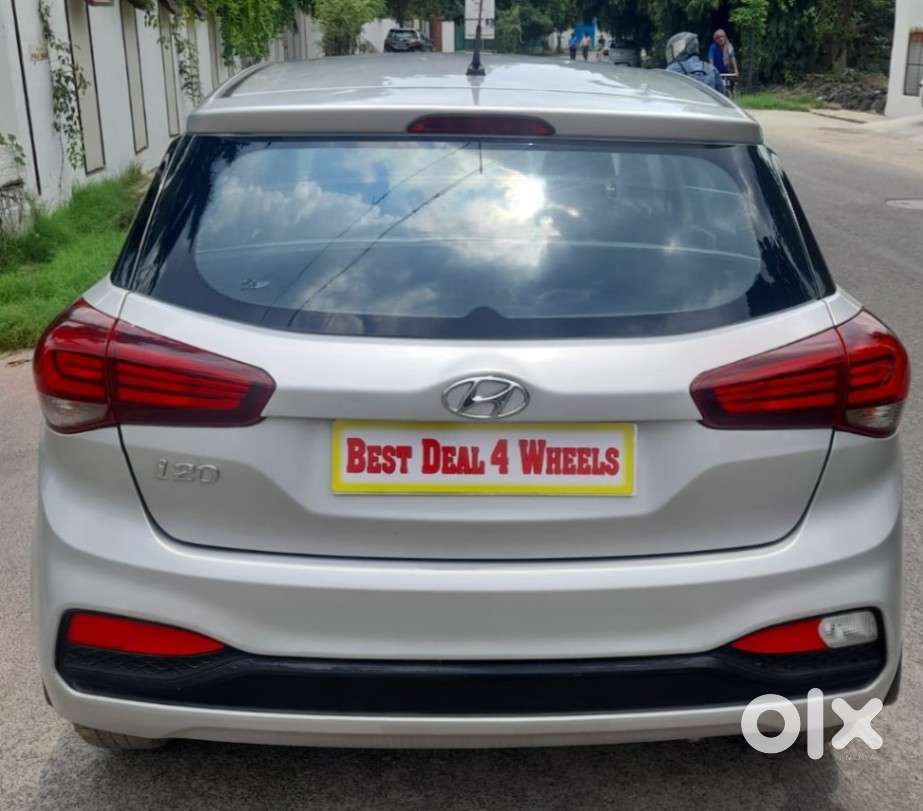 Hyundai I20 Petrol Cvt Magna Executive, 2018, Petrol