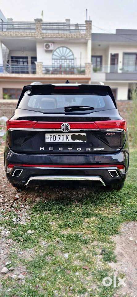 Mg Hector Plus Savvy Pro Cvt 6 Seater 2024 Adas  Panoramic Sunroof
