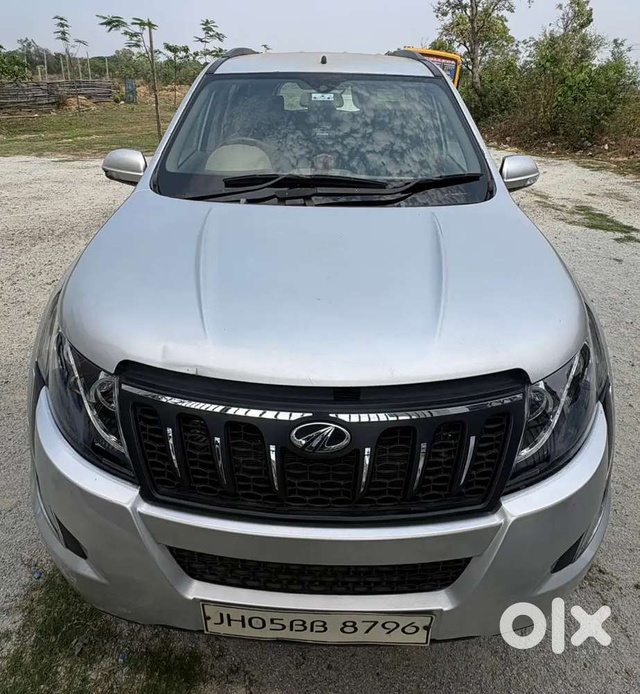 Mahindra Xuv500 2014 Diesel 105000 Km Driven